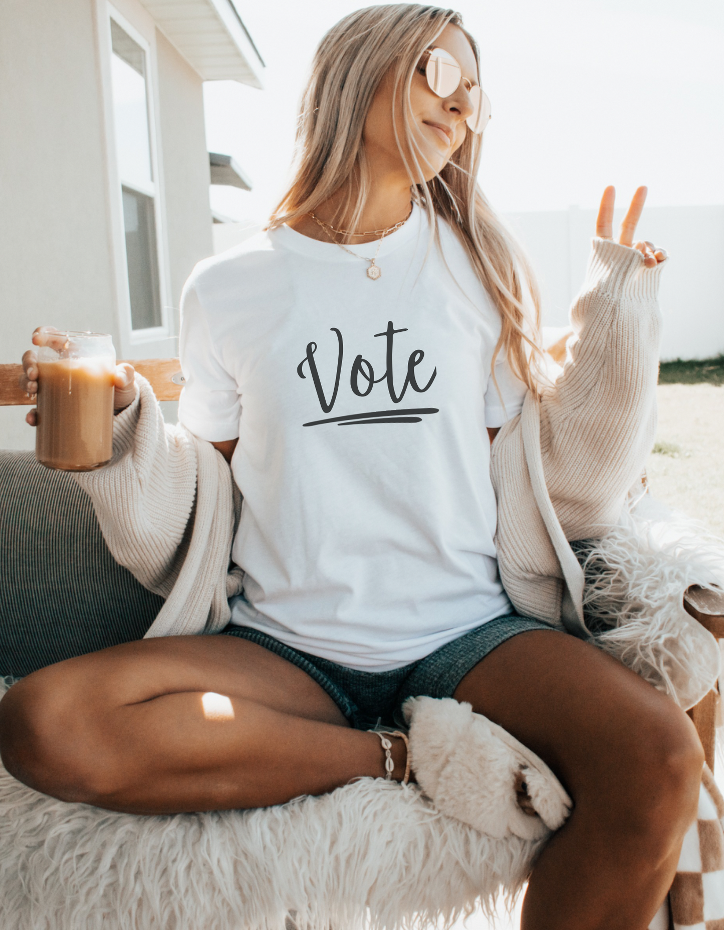 Vote - Unisex t-shirt